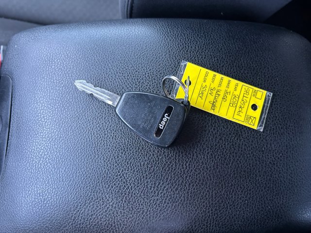 Used 2018 Jeep Wrangler Sport image 33