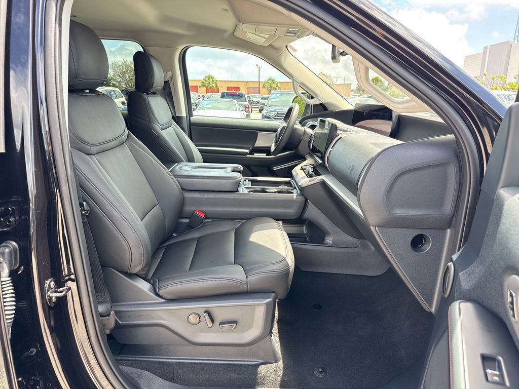 Certified 2025 Ford Expedition Max Active image 27