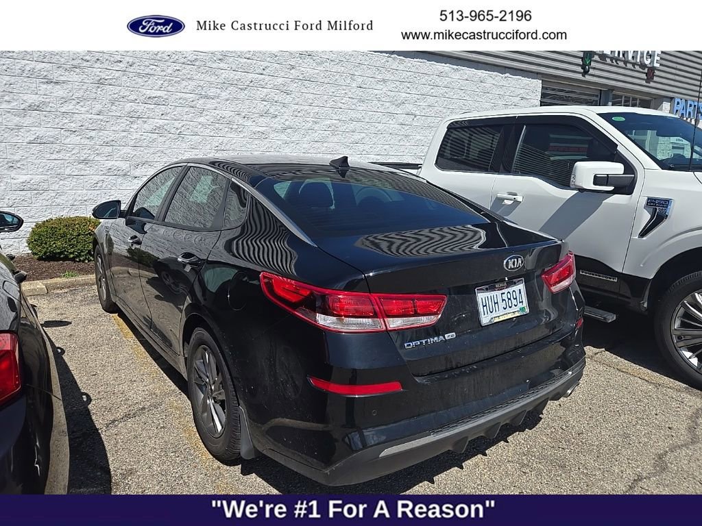 Used 2019 Kia Optima LX image 3
