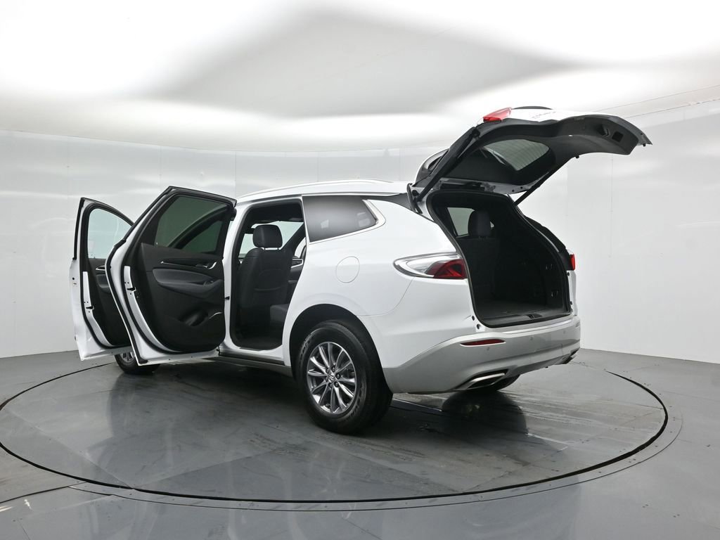 Used 2024 Buick Enclave Premium image 60