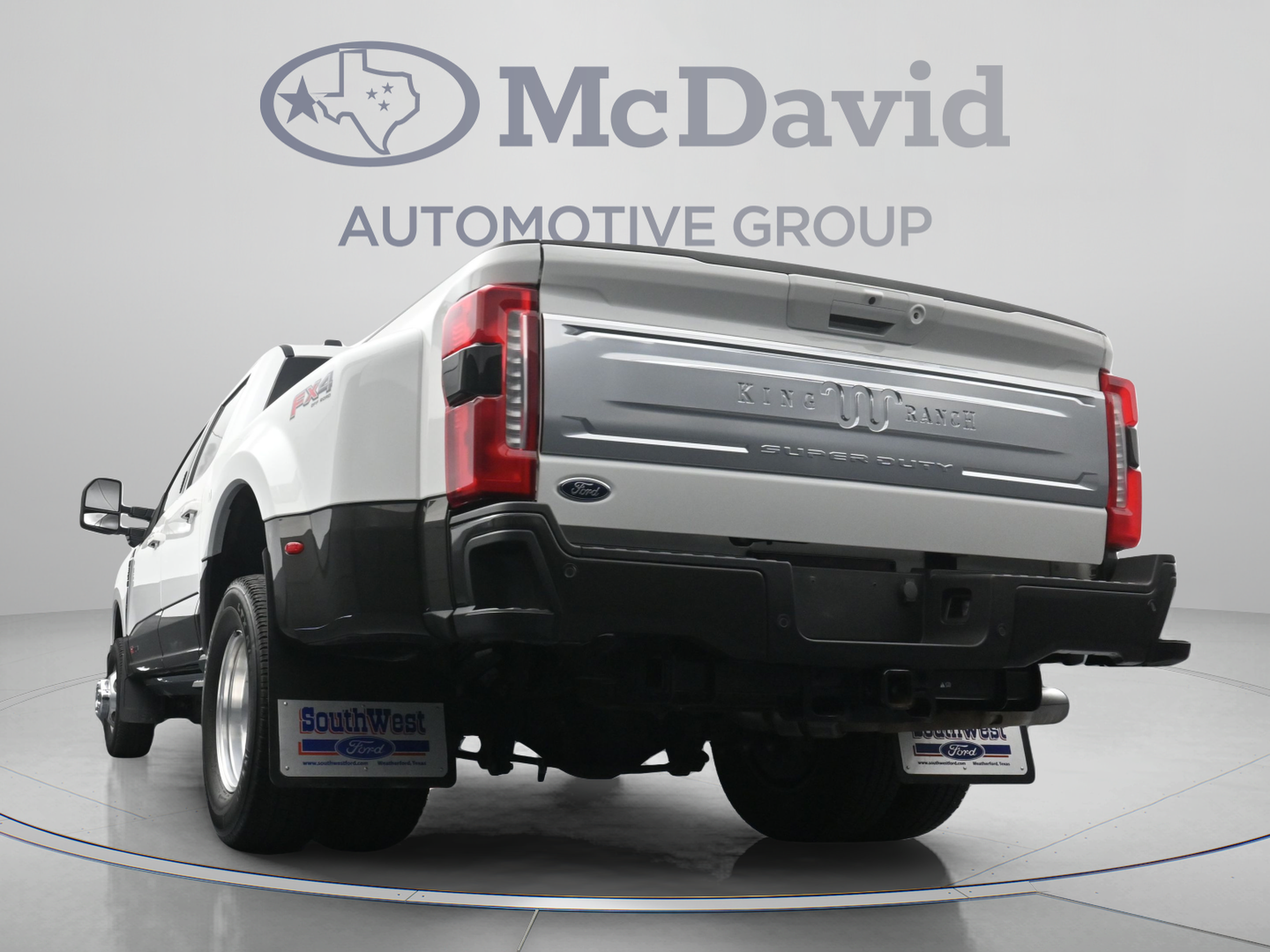 Certified 2024 Ford F350 King Ranch AWD/4WD image 30