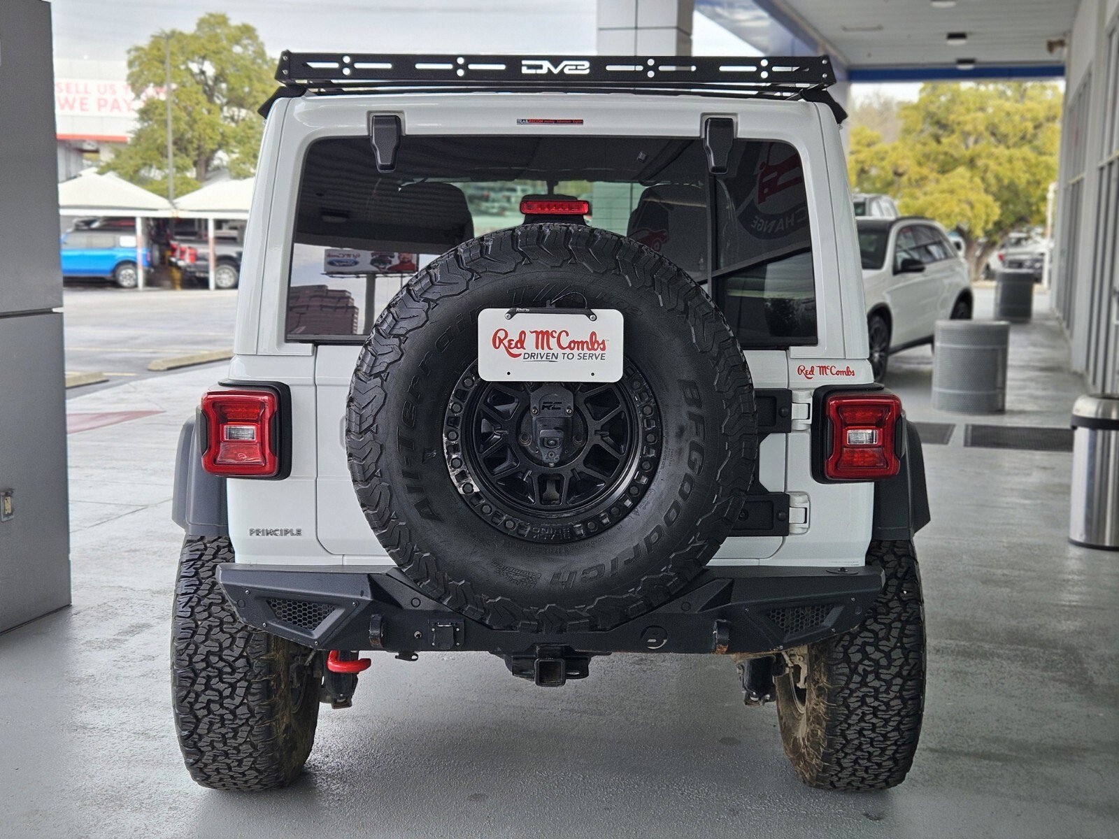 Used 2021 Jeep Wrangler Unlimited Rubicon w/ Xtreme Recon 35" Tire Package image 2