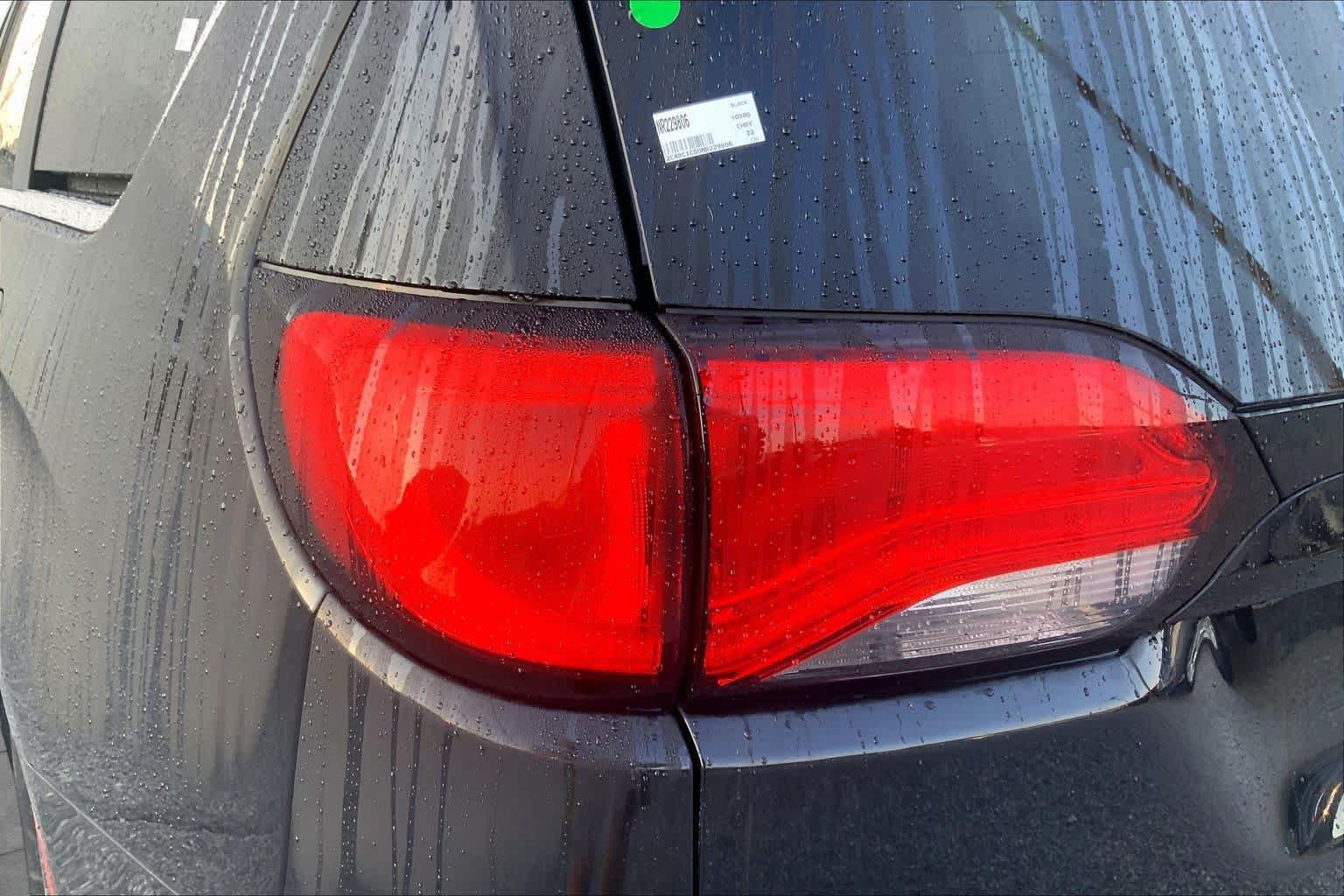 Used 2022 Chrysler Voyager LX FWD image 26