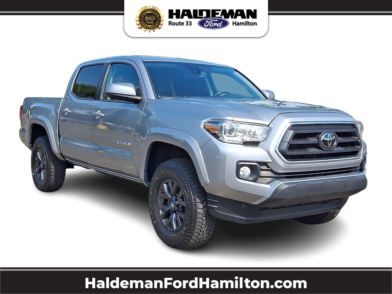 Used 2021 Toyota Tacoma SR5 AWD/4WD image 1