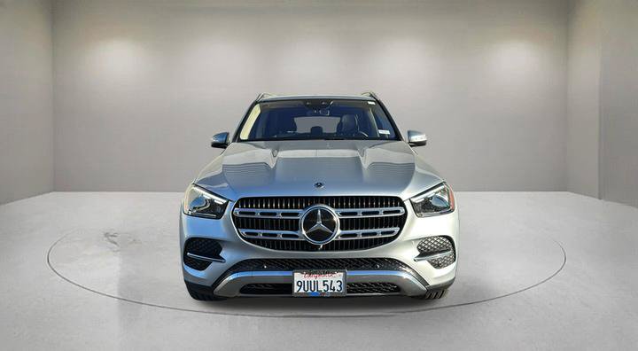 Used 2024 Mercedes-Benz GLE 450e 4MATIC image 2