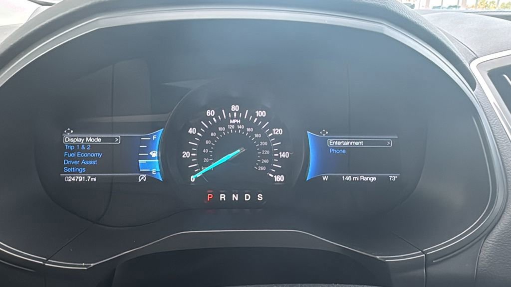 Certified 2022 Ford Edge Titanium w/ Class II Trailer Tow Package image 14