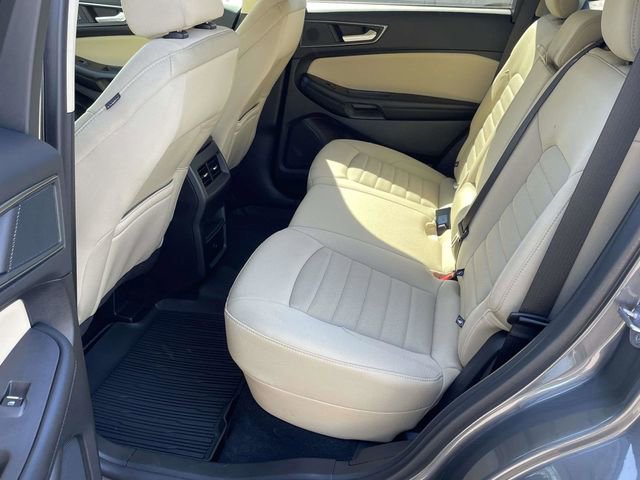 Certified 2024 Ford Edge SE w/ Black Appearance Package image 21