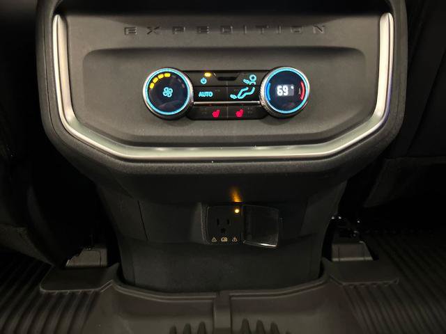 Certified 2025 Ford Expedition Tremor AWD/4WD image 36