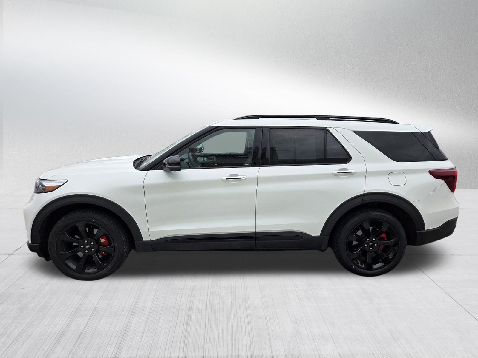 Certified 2020 Ford Explorer ST w/ ST Street Pack AWD/4WD image 4