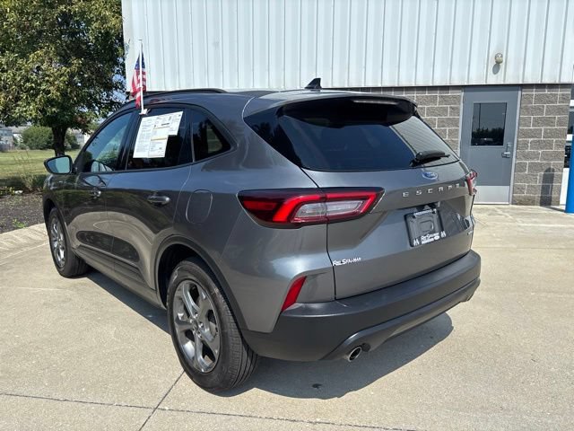 Certified 2026 Ford Escape ST-Line AWD/4WD image 9