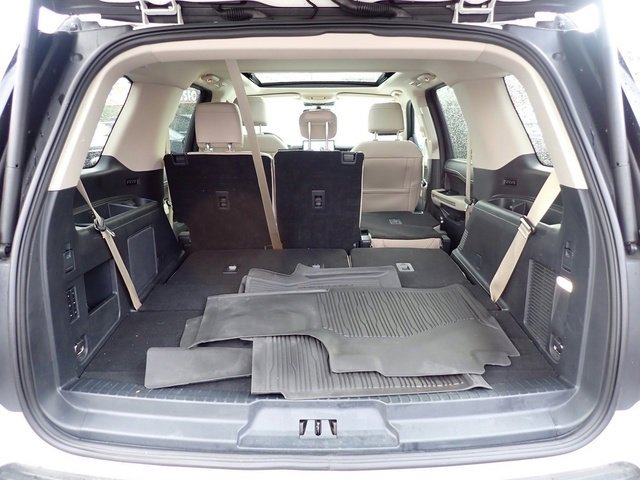 Certified 2024 Ford Expedition Limited image 8