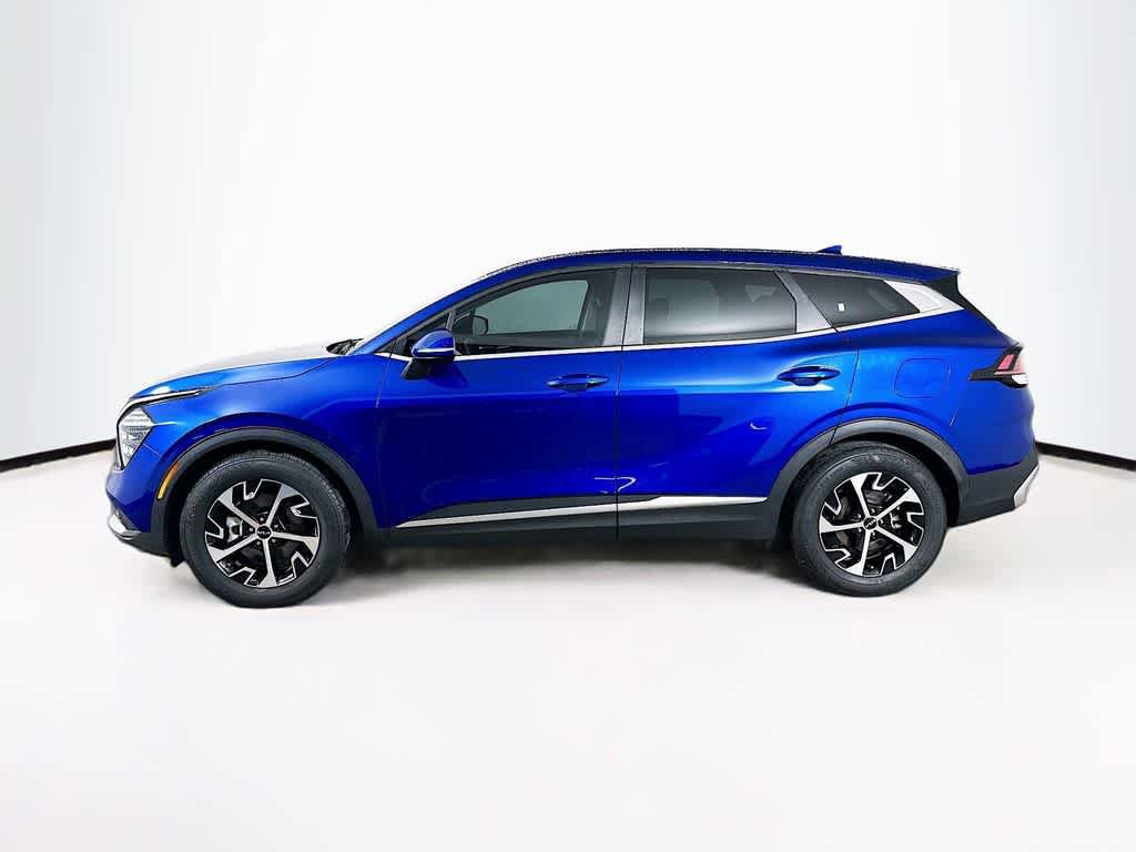 Used 2025 Kia Sportage EX FWD image 3