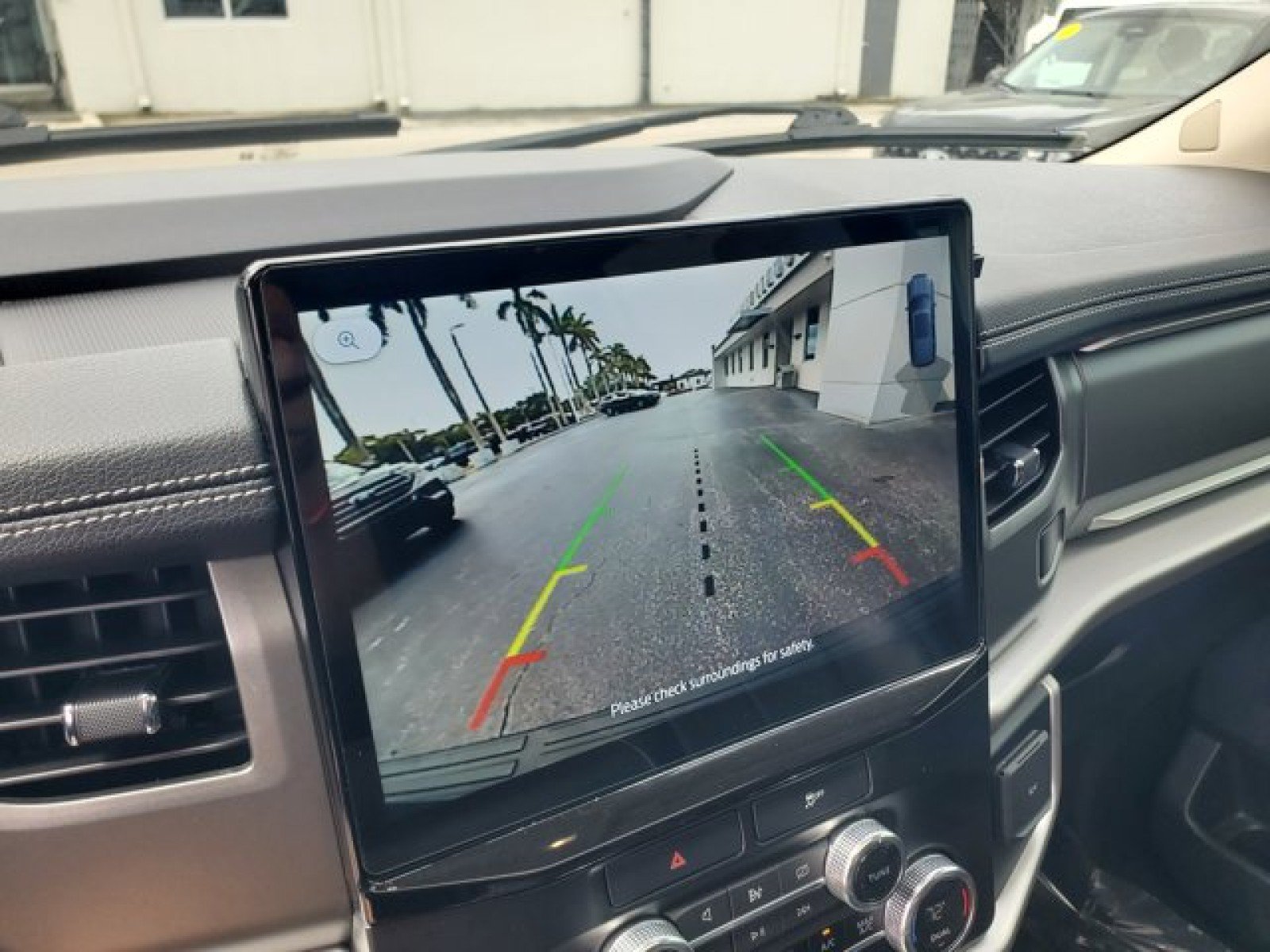 Certified 2023 Ford Expedition XLT RWD image 24