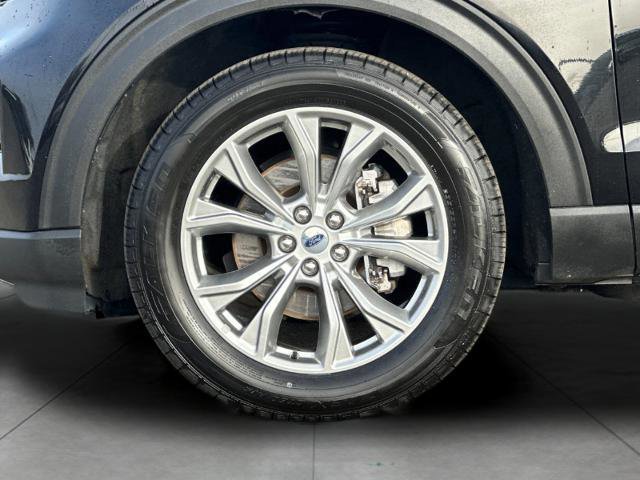 Certified 2023 Ford Explorer Limited w/ Equipment Group 301A image 26
