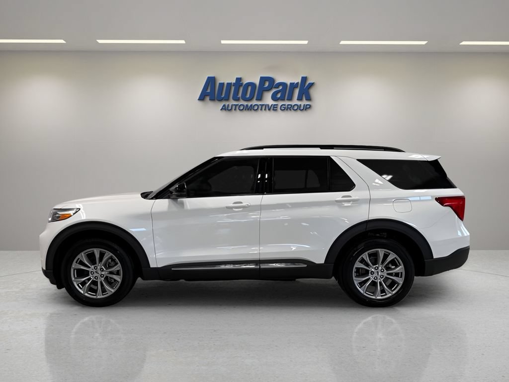 Certified 2024 Ford Explorer XLT w/ Equipment Group 202A AWD/4WD image 4