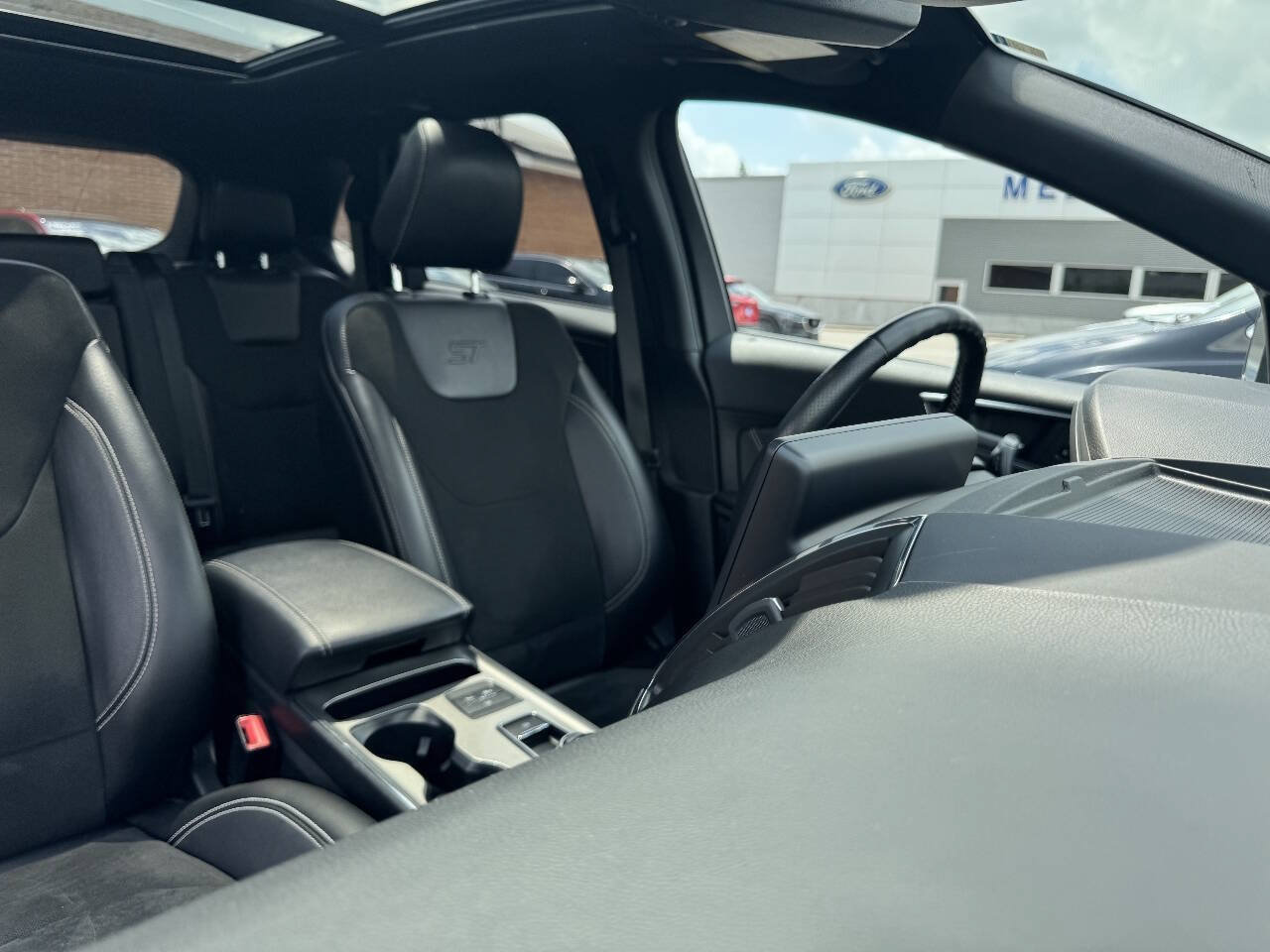 Certified 2022 Ford Edge ST w/ Equipment Group 401A AWD/4WD image 34