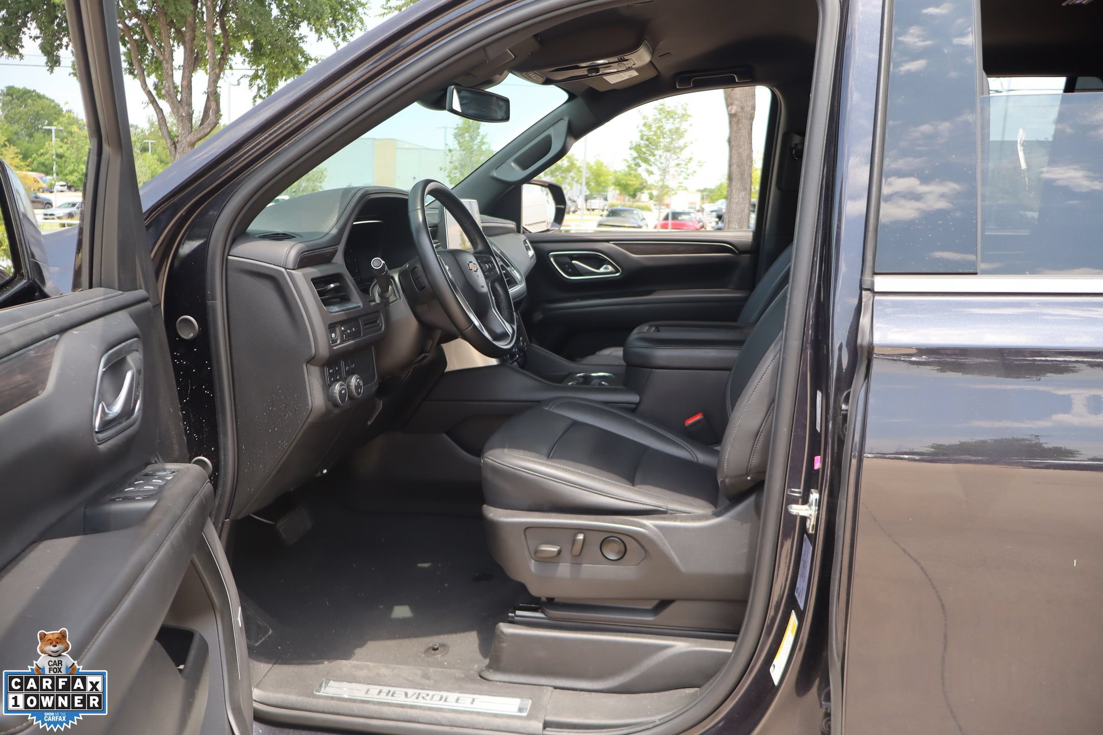 Used 2024 Chevrolet Tahoe LT AWD/4WD image 25