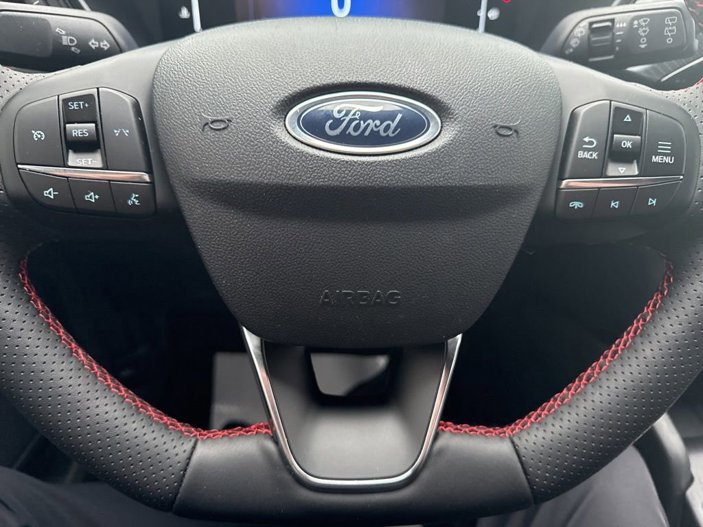 Certified 2024 Ford Escape ST-Line image 17