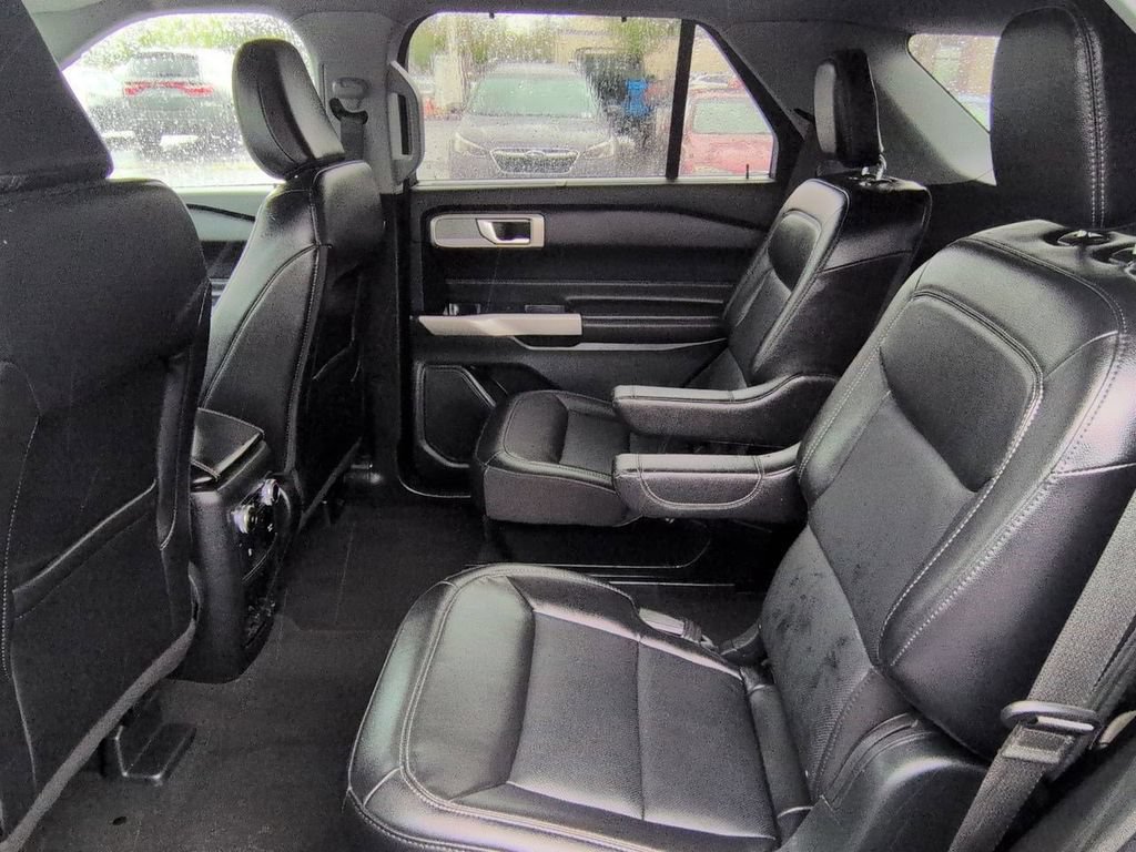 Certified 2023 Ford Explorer Limited w/ Equipment Group 301A AWD/4WD image 25