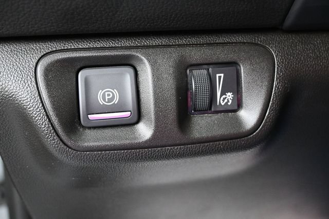 Used 2023 GMC Acadia AT4 AWD/4WD image 28