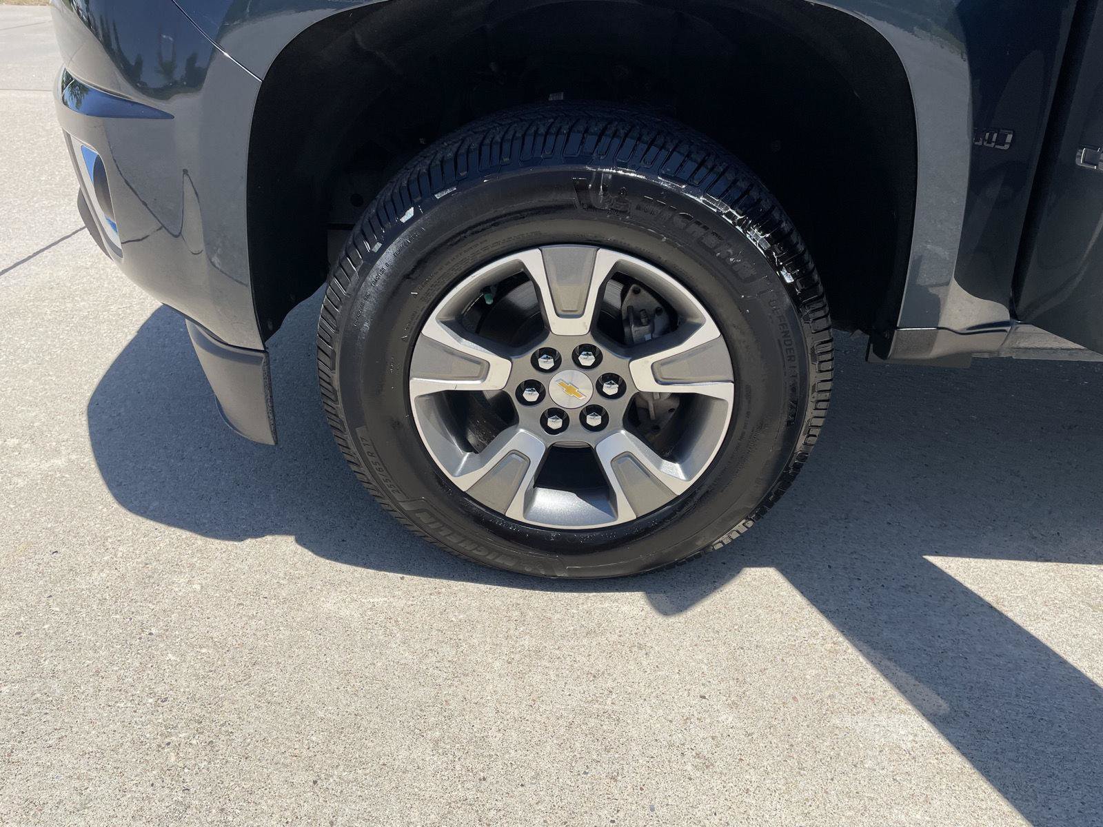 Used 2019 Chevrolet Colorado Z71 AWD/4WD image 10