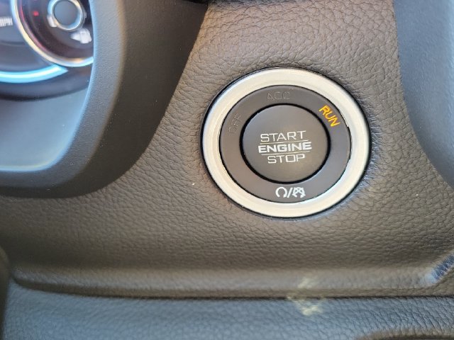 Used 2024 RAM 1500 Laramie AWD/4WD image 28