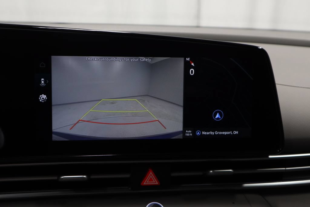 Used 2025 Hyundai Elantra SEL FWD image 2