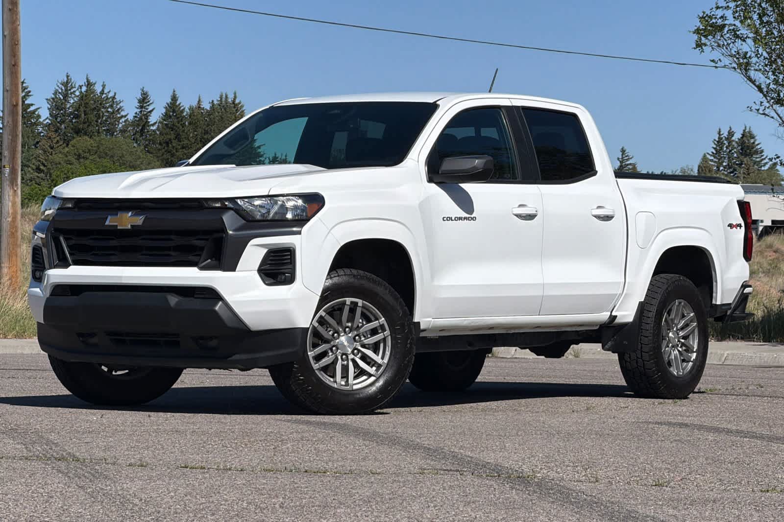 Used 2023 Chevrolet Colorado LT w/ LT Convenience Package II AWD/4WD image 1