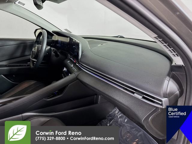Used 2023 Hyundai Elantra Limited image 34