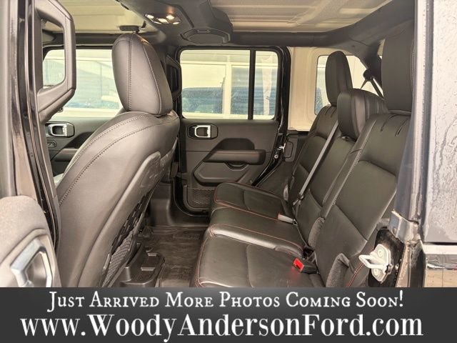 Used 2022 Jeep Wrangler Unlimited Rubicon w/ Xtreme Recon 35" Tire Package image 8