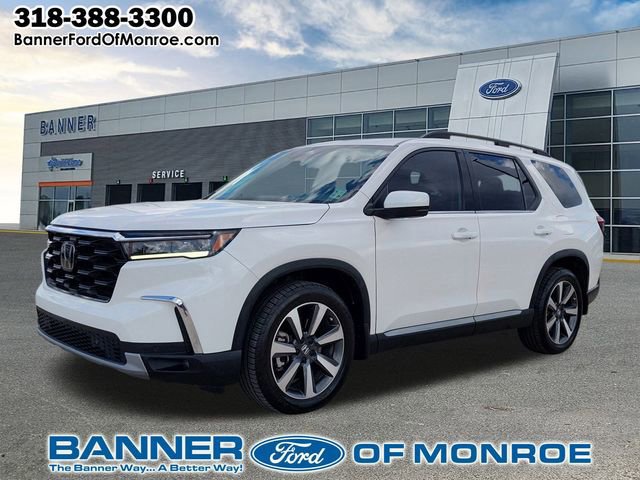 Used 2023 Honda Pilot Touring image 7