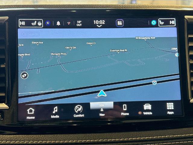 Used 2023 Chrysler Pacifica Limited image 11