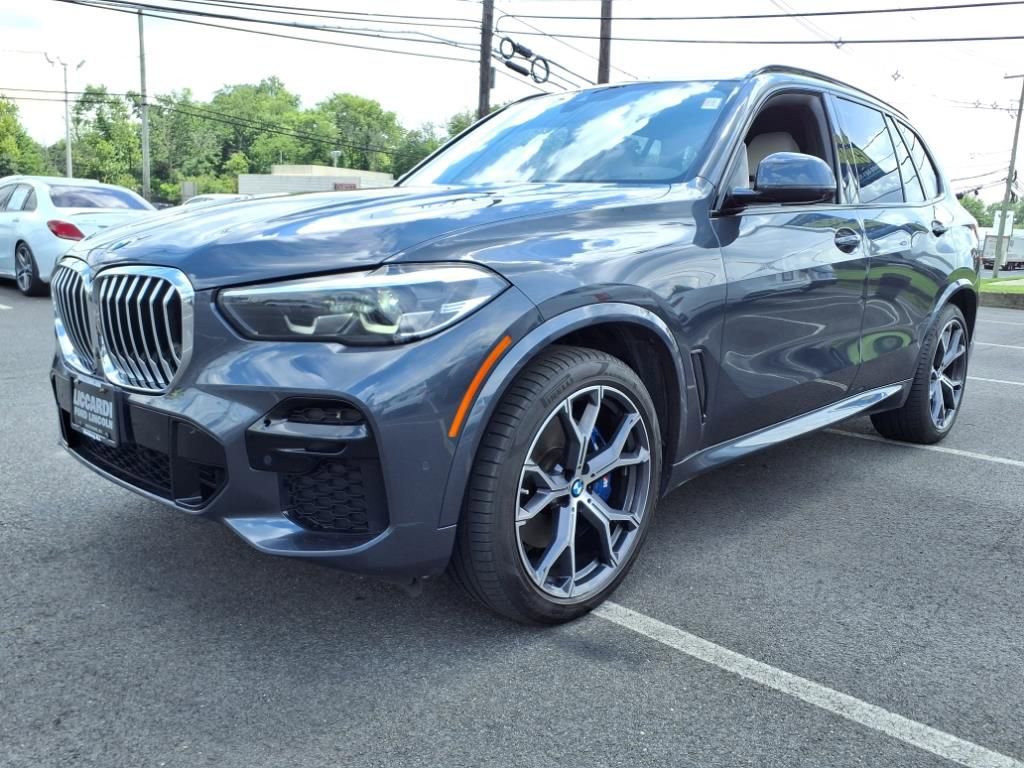 Used 2022 BMW X5 xDrive40i w/ Premium Enhanced Package image 5
