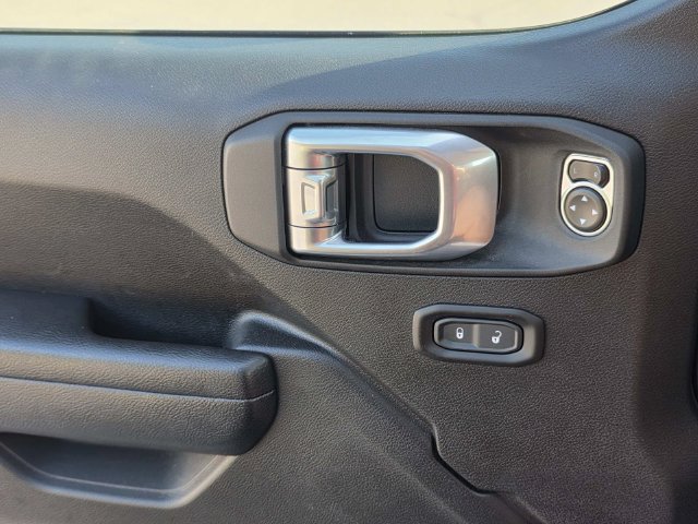 Used 2024 Jeep Wrangler Sport AWD/4WD image 21
