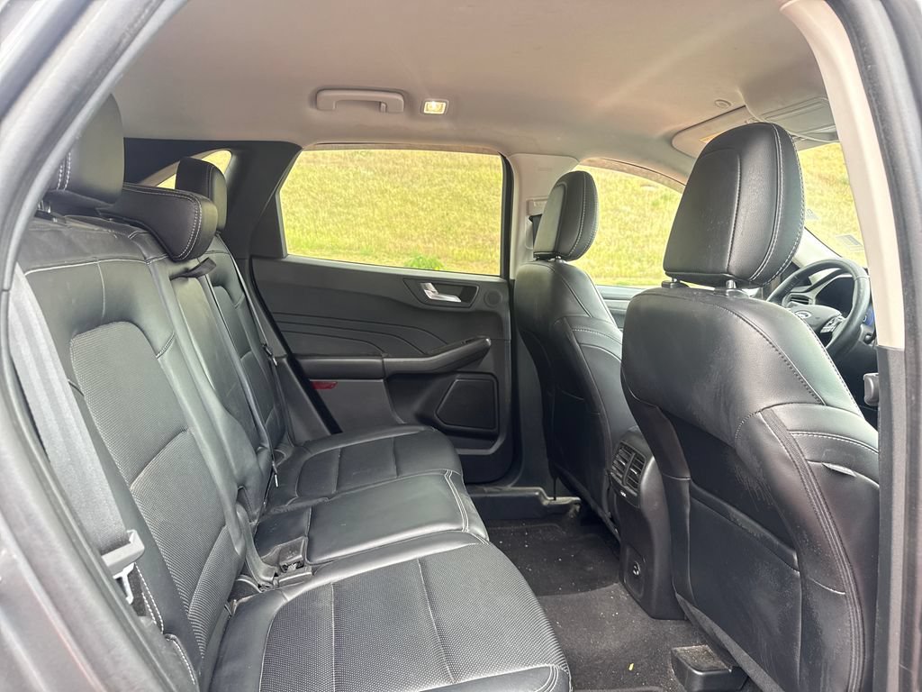 Certified 2021 Ford Escape Titanium AWD/4WD image 26