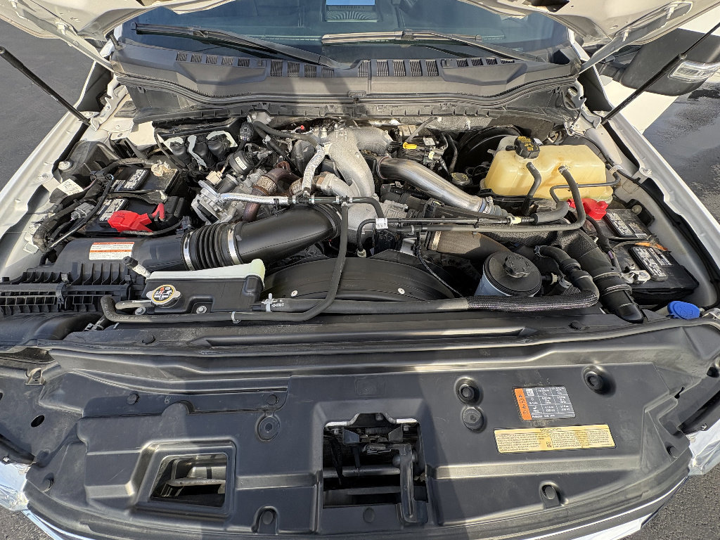 Certified 2022 Ford F350 Lariat w/ Camper Package image 38