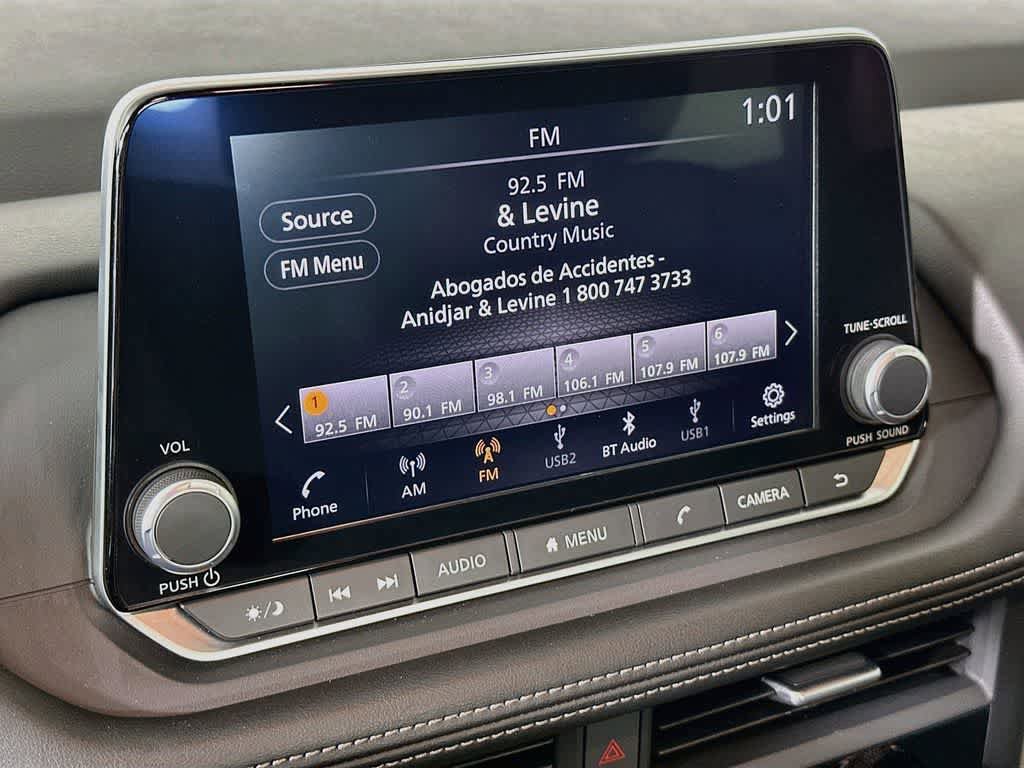 Used 2024 Nissan Rogue SV FWD image 16