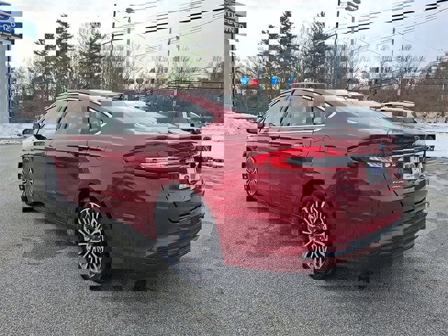 Certified 2018 Ford Fusion SE w/ Fusion SE Technology Package image 4