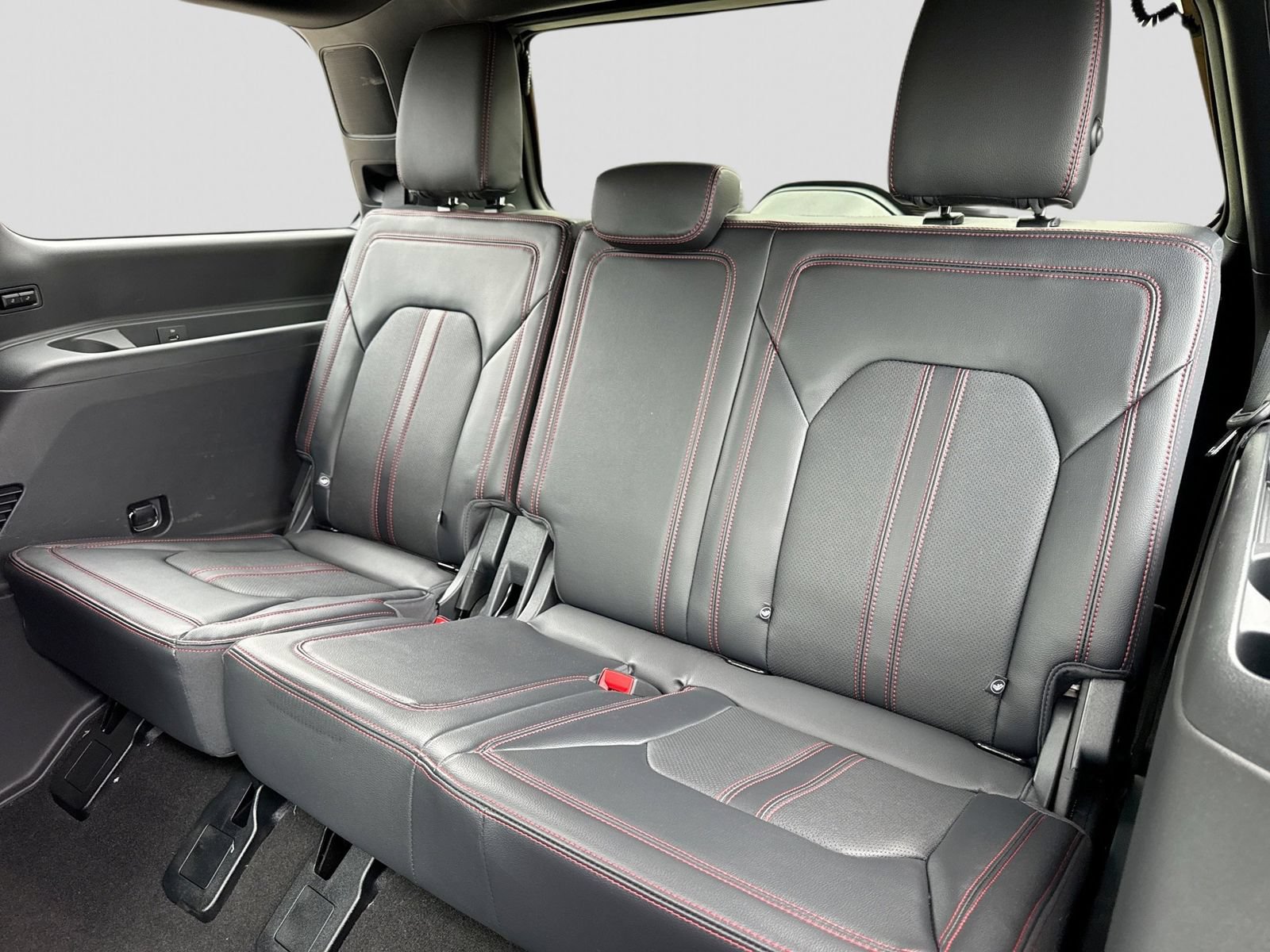 Certified 2023 Ford Expedition Limited AWD/4WD image 27