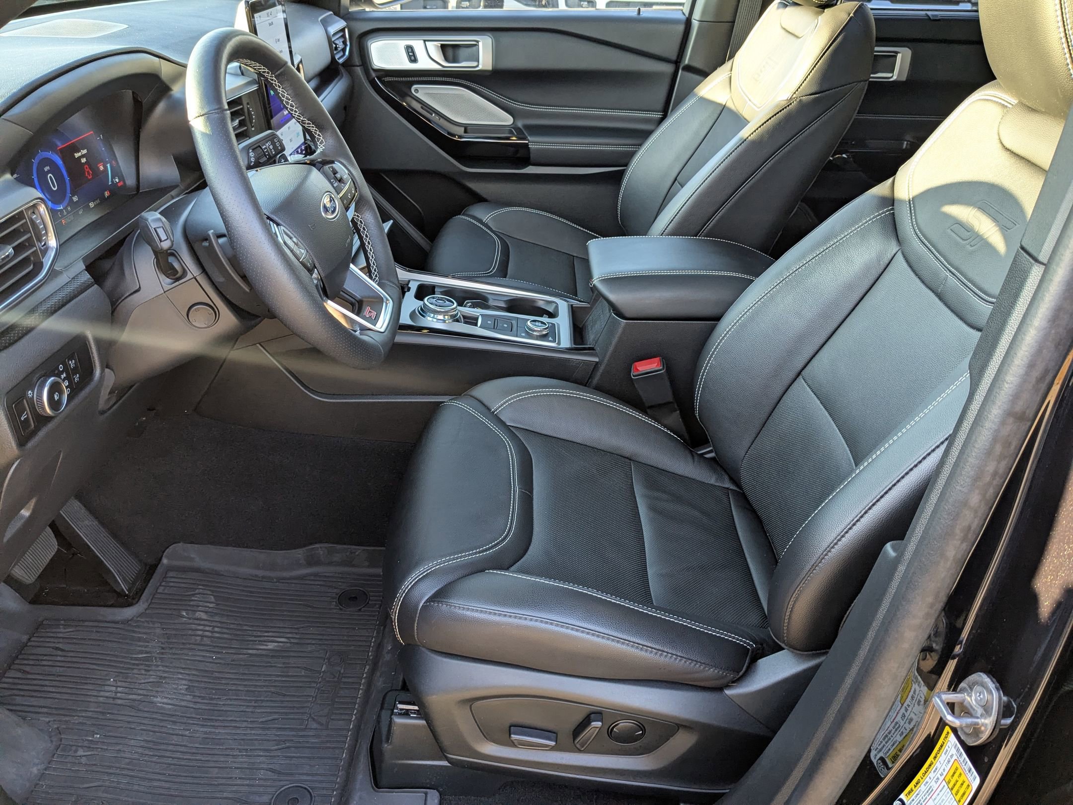 Certified 2024 Ford Explorer ST w/ Equipment Group 401A image 15