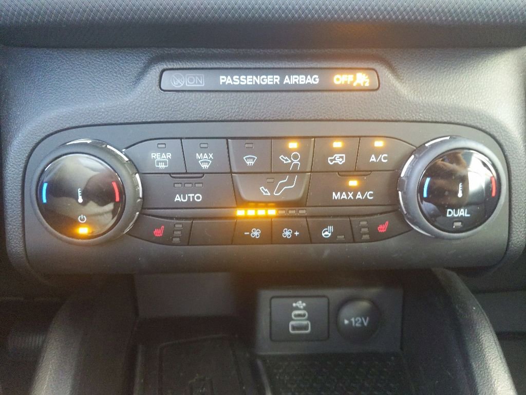 Certified 2024 Ford Bronco Sport Outer Banks w/ Tech Package AWD/4WD image 21