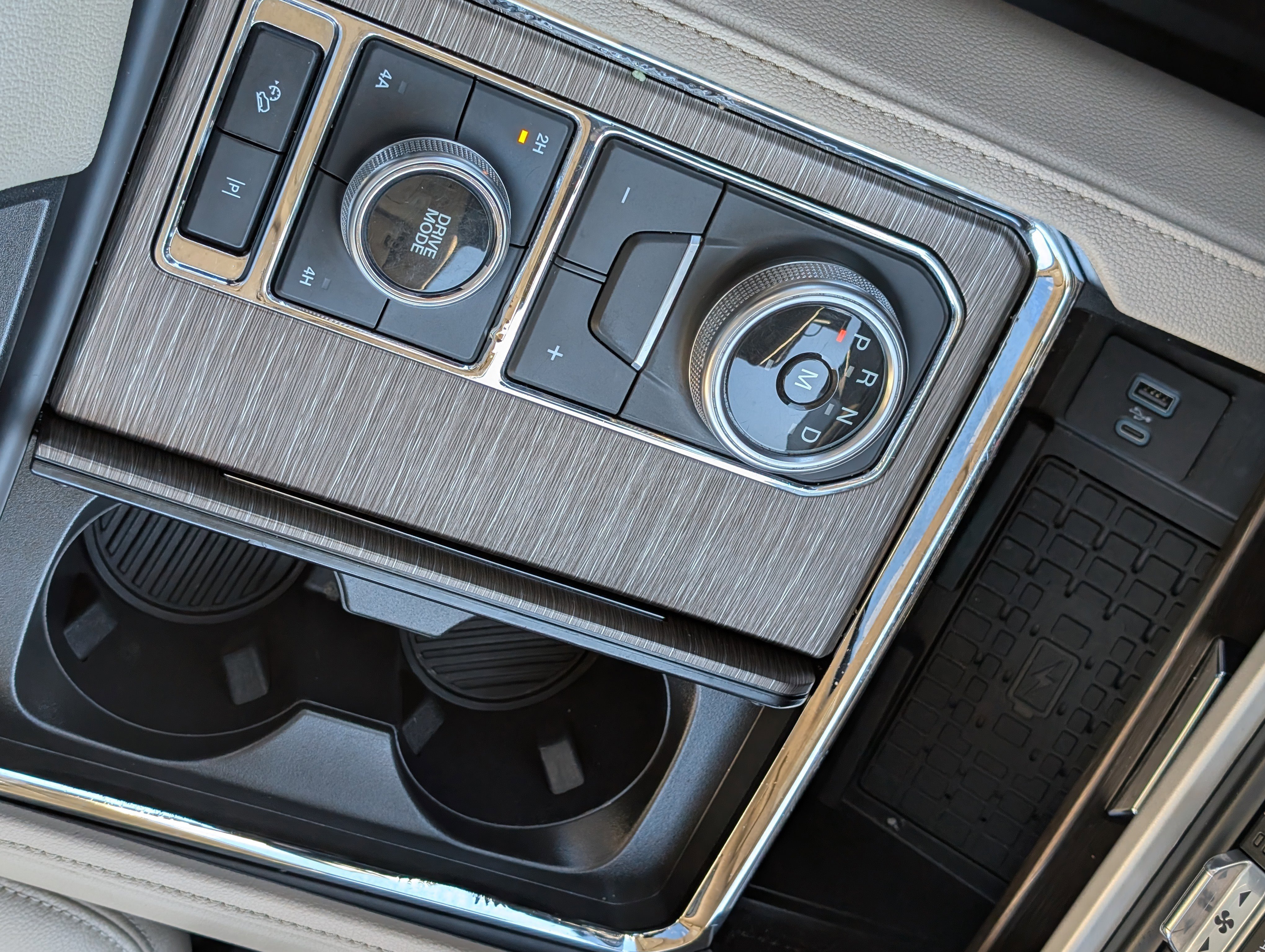 Certified 2022 Ford Expedition Limited image 33