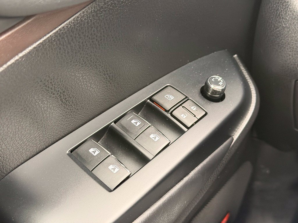 Used 2019 Toyota Highlander Limited Platinum AWD/4WD image 37