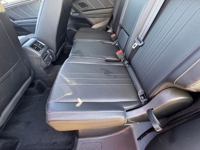 Used 2024 Volkswagen Tiguan SE R-Line FWD image 29
