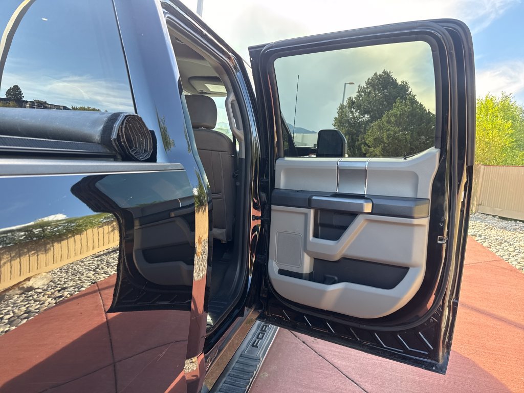 Certified 2022 Ford F250 XLT w/ Black Appearance Package AWD/4WD image 22