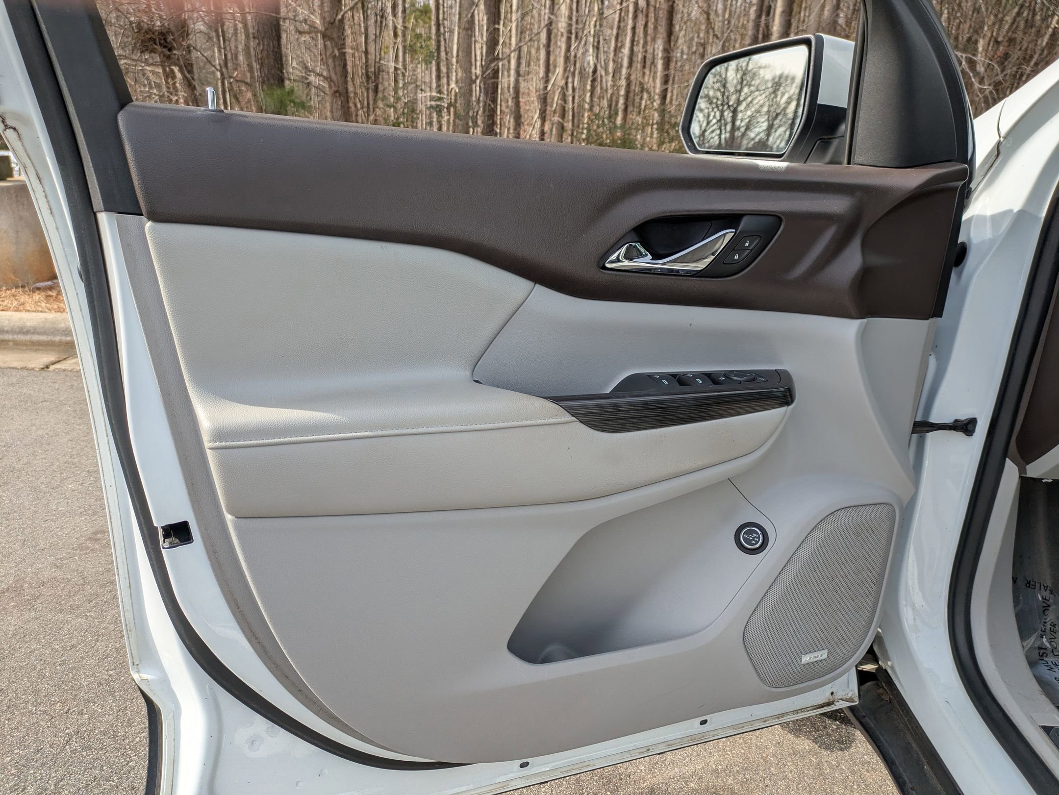 Used 2017 GMC Acadia SLT image 10