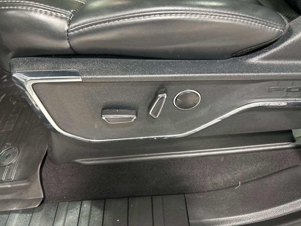 Certified 2023 Ford F150 Platinum w/ Equipment Group 701A High image 13