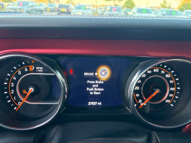 Used 2023 Jeep Gladiator Rubicon w/ LED Lighting Group AWD/4WD image 9