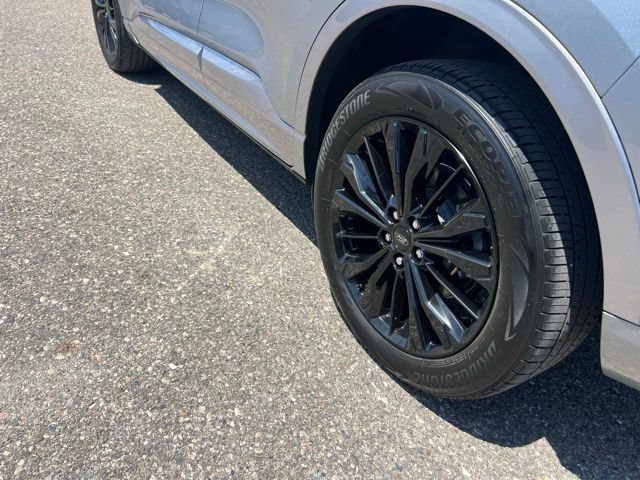 Certified 2024 Ford Escape ST-Line Elite w/ Premium Technology Package AWD/4WD image 28