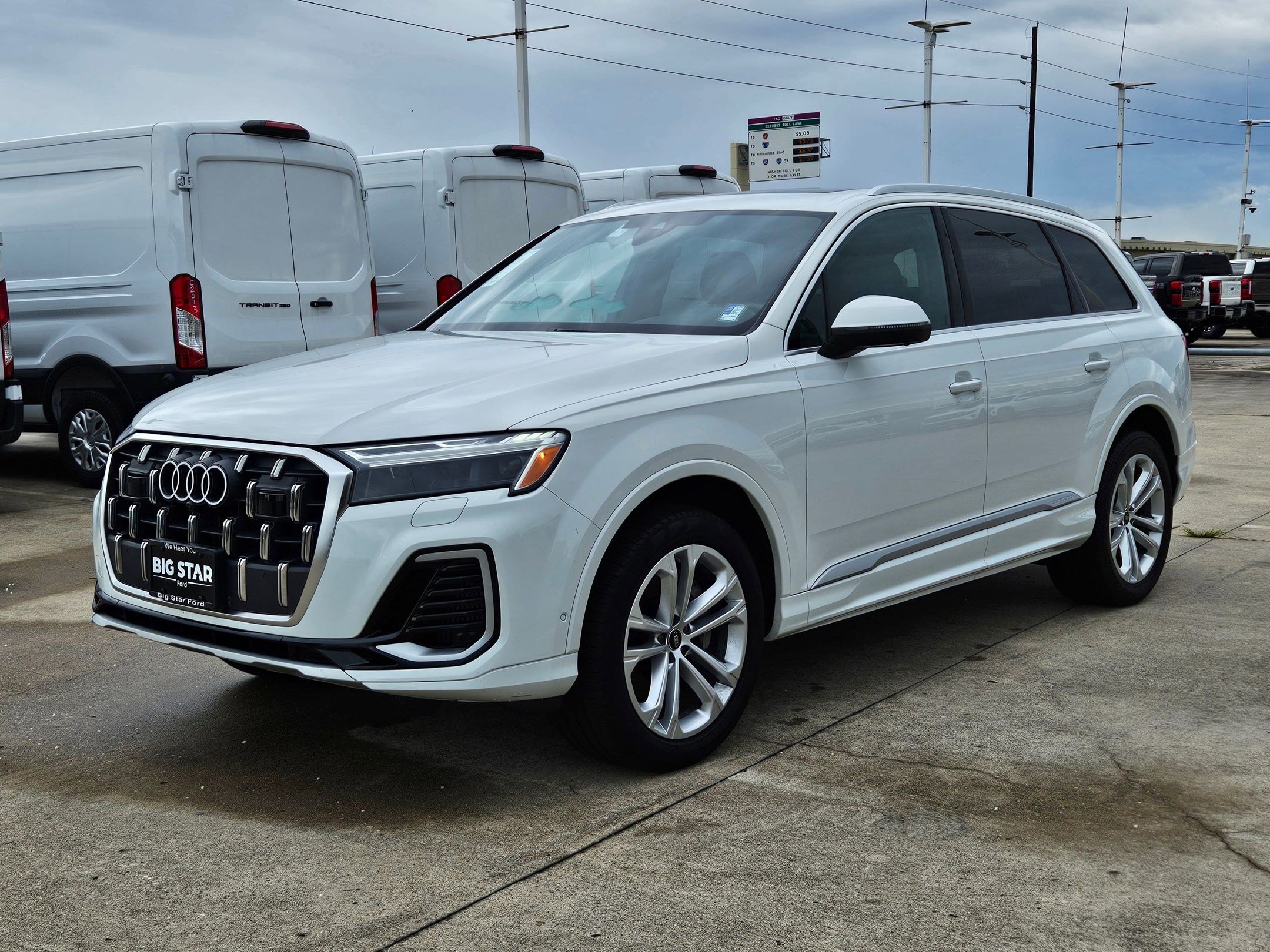 Used 2025 Audi Q7 3.0T Premium Plus AWD/4WD image 8